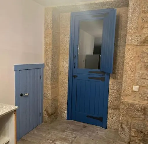 Casa Santiago * Эсаро